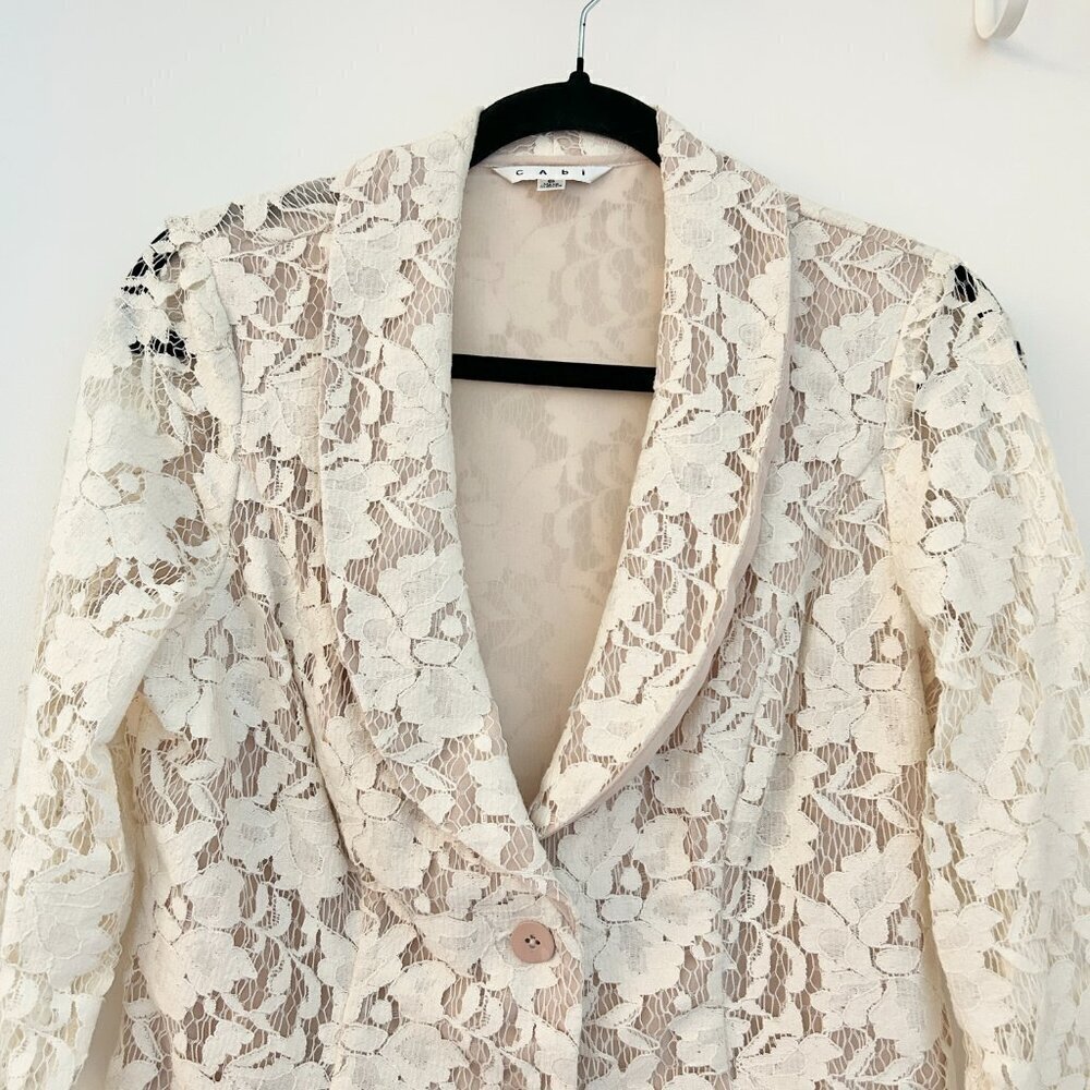 Cabi Single Breast Lace Lightweight Blazer Size 6 - Picture 3 of 7